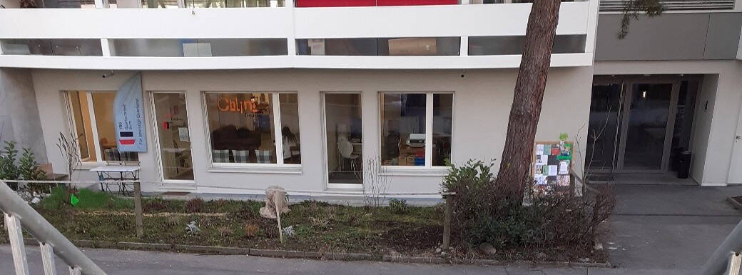 Quartier-Infostelle, aktuell Giacomettist. 4, ab August’26 Giacomettistr. 2.