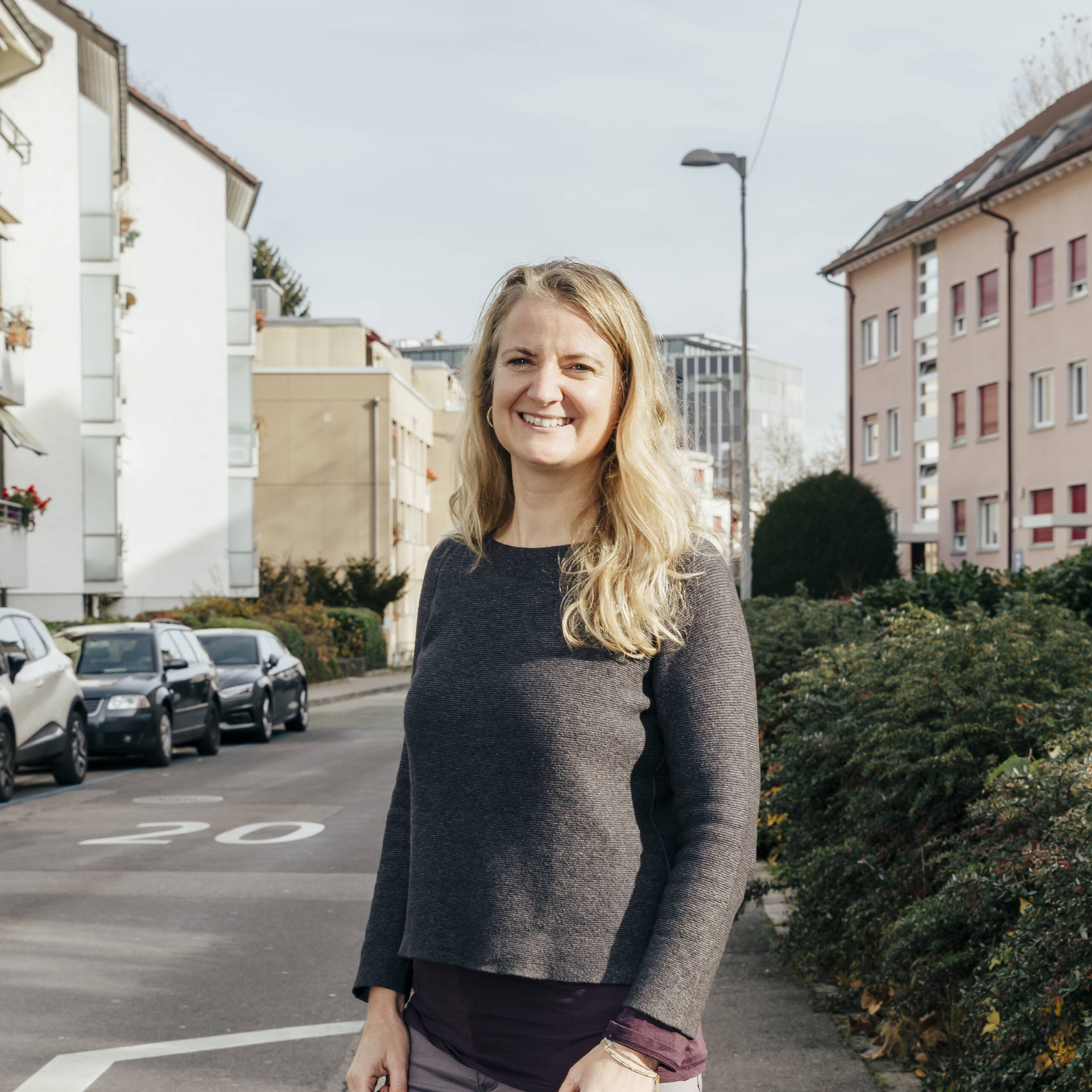 Portrait Quartierarbeiterin Stephanie Schär